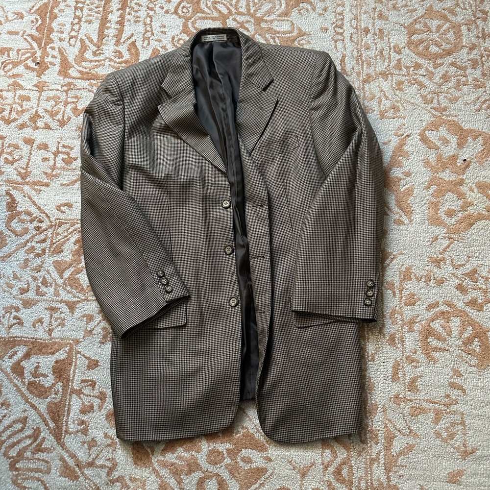 Brown and black houndstooth blazer